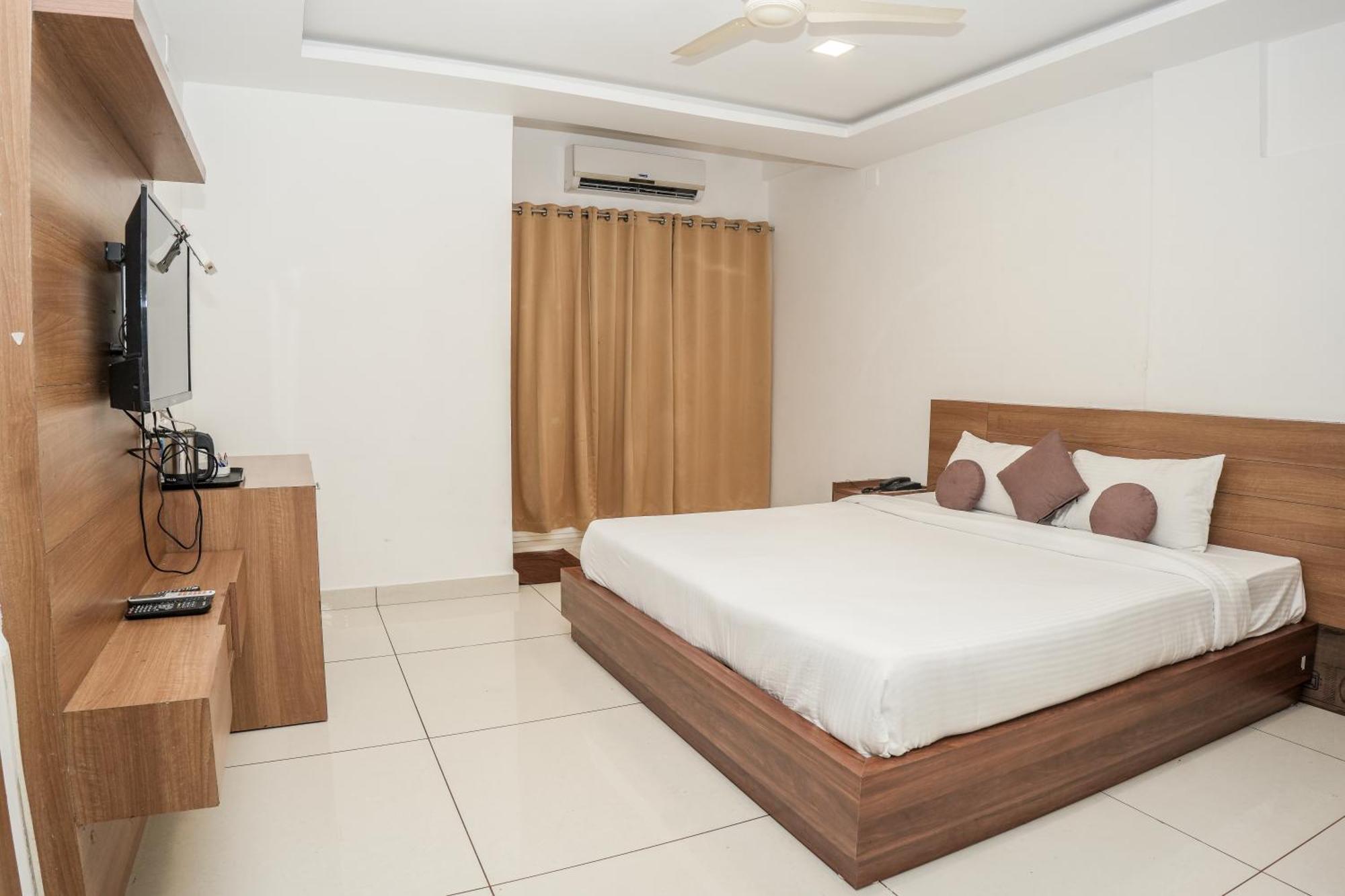 Hotel Lets Stay Kochi Kültér fotó