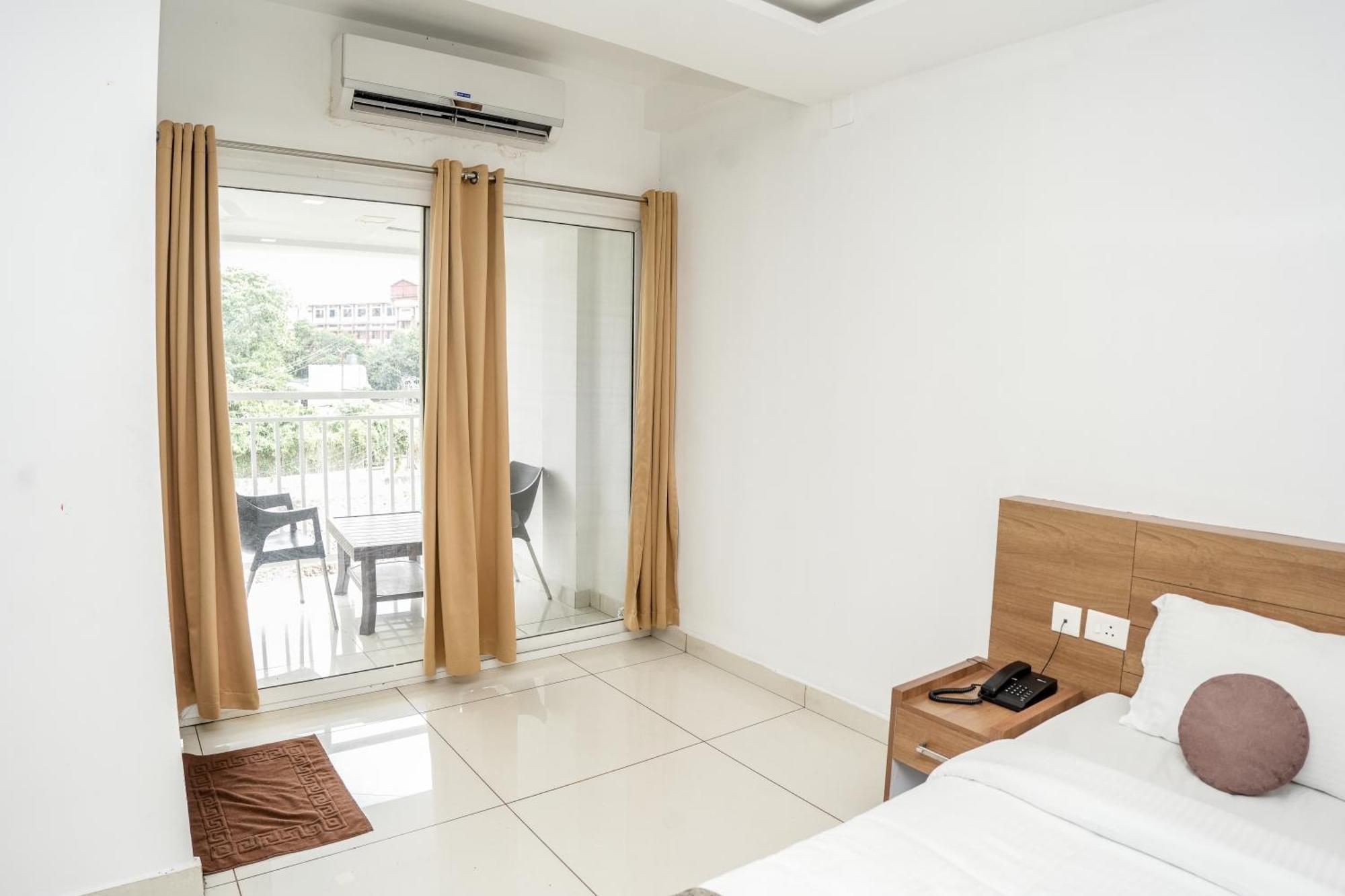 Hotel Lets Stay Kochi Kültér fotó