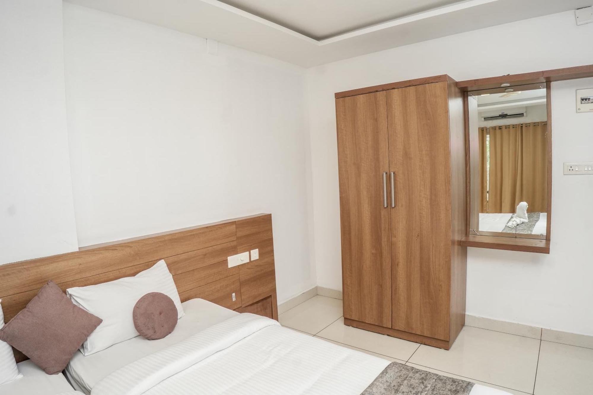 Hotel Lets Stay Kochi Kültér fotó